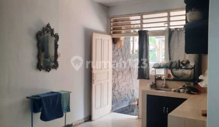 Rumah 2 Lantai Dalam Perumahan di Cinere  2