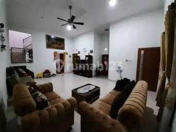 Rumah 2 Lantai di Puri Surya Jaya Sidoarjo