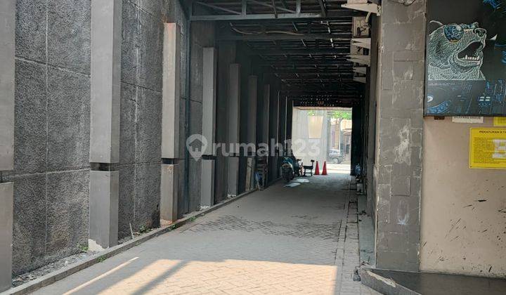 Tempat Usaha Lantai 1 Di Raya Gubeng Surabaya 2