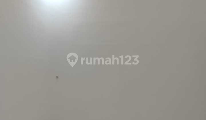 Rumah Bangunan 2.5 Lantai di Jalan Ngagel Jaya Surabaya 2