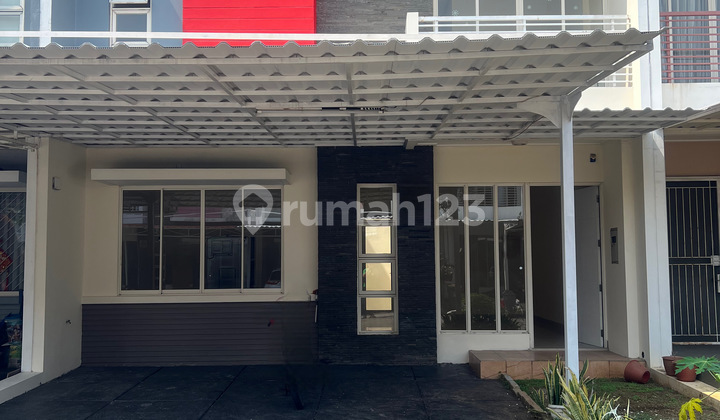 For Rent: American Cluster House 8x15 in Greenlake City For Rent: American Cluster House 8x15 in Greenlake City