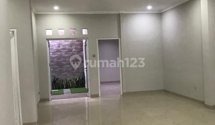 Rumah Dalam Komplek Di Cinere Country, Jakarta Selatan 2