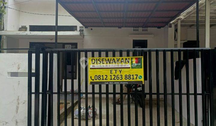 Rumah Disewakan Dalam Perumahan Di Cinere Dekat Pintu Tol Limo, Jakarta Selatan 1