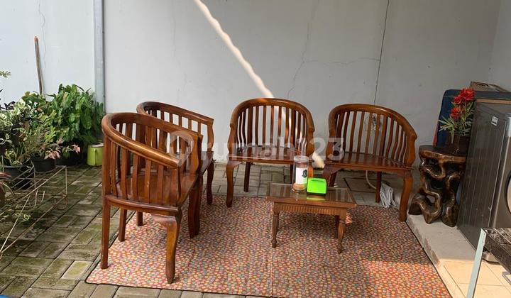 Rumah 2 Lantai di Cinere Dekat Toll Desari  2