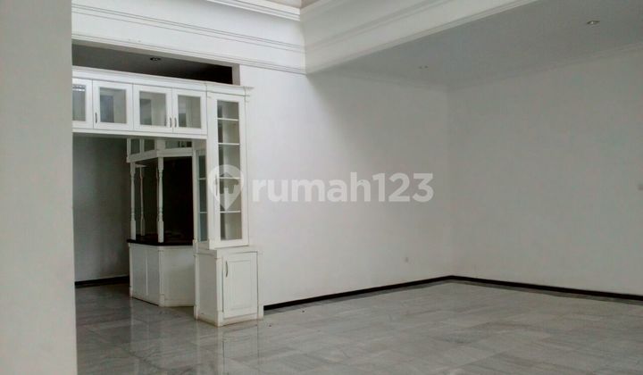 Rumah Dekat Sekolah Al-Ikhlas di Cilandak, Jakarta Selatan 2