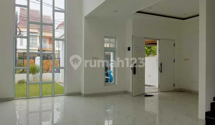 Classic Modern Luxury House in Cakra Cinere Housing, Depok