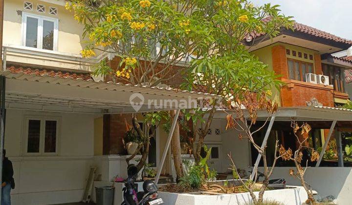 Disewakan Rumah Dengan Kolam Renang Dekat Sekolah Labschool Cirendeu, Jakarta Selatan 2