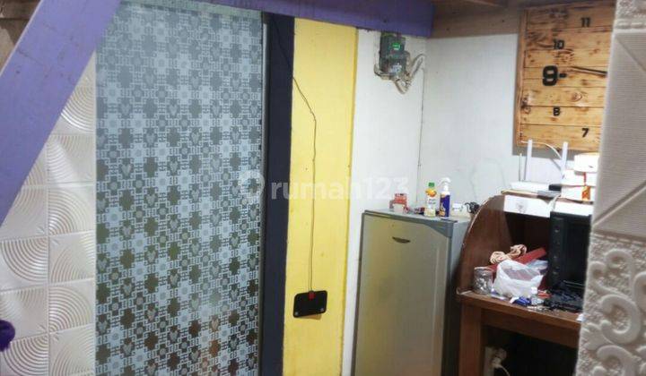 Ruko depan jalan ramai di Riung Bandung Gedebage