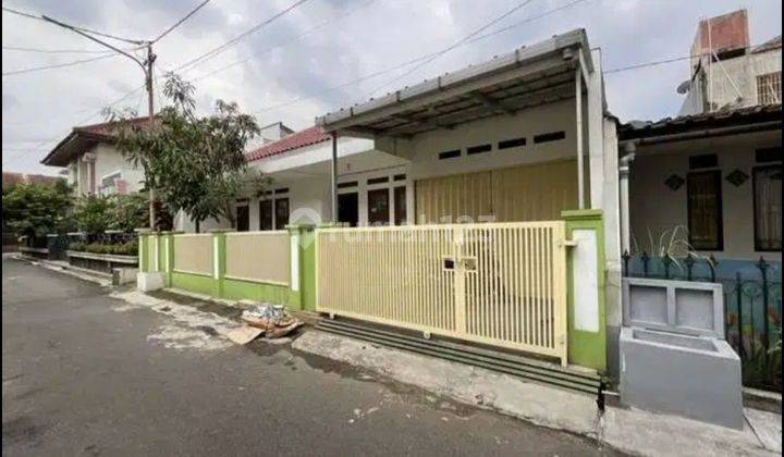 Rumah nyaman & siap huni di Metro Margahayu Raya  2