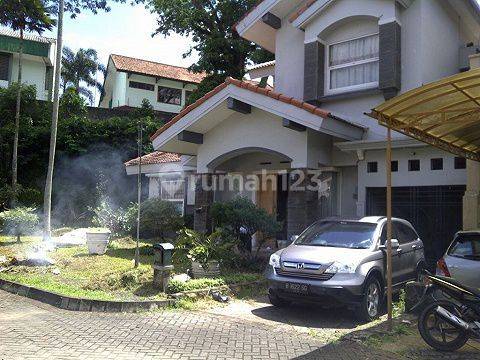 Rumah dalam komplek Tubagus Ismail furnished di sayap Dago 2