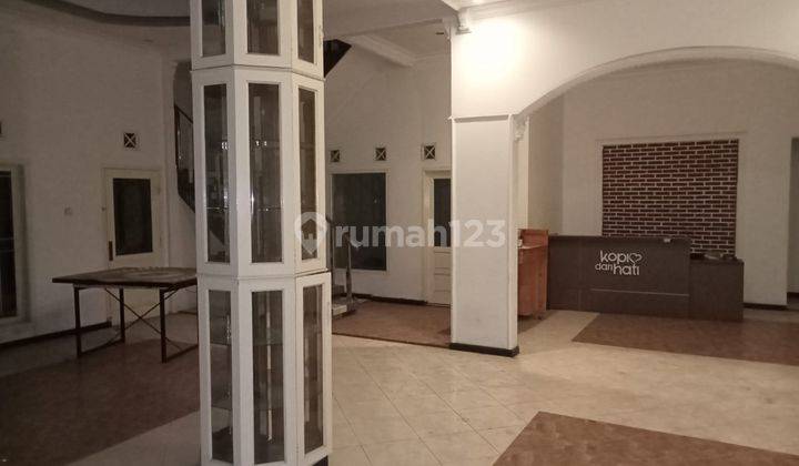Rumah Luas Dikontrakkan Di Mainroad Rancaekek Cocok Untuk Kantor 2