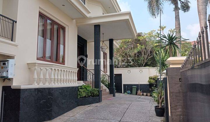 Rumah Classic di Pondok Indah Lokasi tenang, nyaman dan aman dengan security 24 jam 2