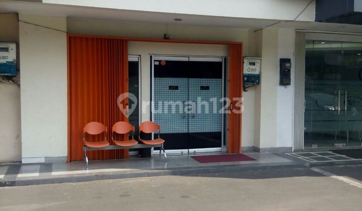 RUKO 4 Lantai + basemen di Komplek Ruko Sentra Arteri Mas, Arteri Pondok Indah Jakarta Selatan Lokasi strategis hadap jalan