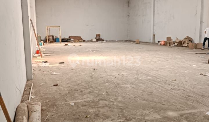 Gudang Jurumudi,Lt 360/340M2,Office,40Ft,Satpam,Hrg 300Jt/Th Gudang Jurumudi,Lt 360/340M2,Office,40Ft,Satpam,Hrg 300Jt/Th