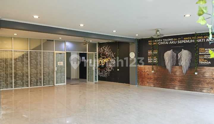 Attached Shop, Collapsed, Daanmogot Baru, 3.5 Floors, Land Area 130M², Price 200M/Year 2