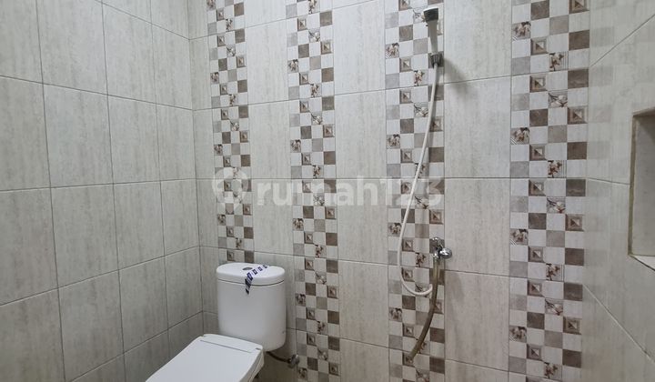 Rumah Poris Baru,2 Lantai,lt 84(7x12),shm,kitchen Set,hrg 1,58m 2