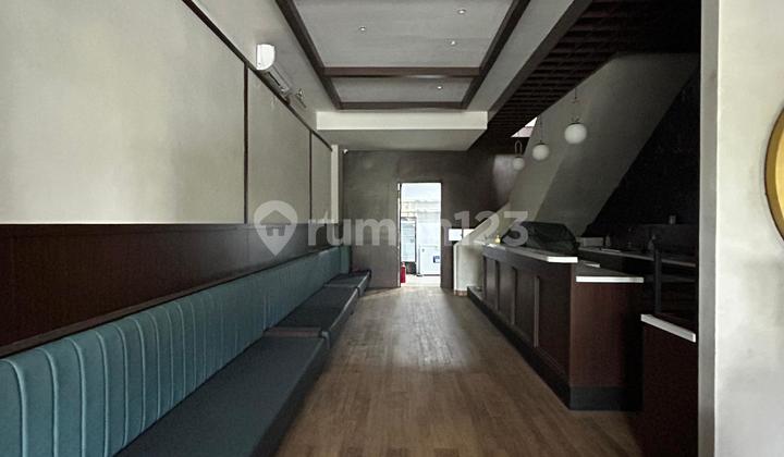 Ruko Maggiore Street Side, Full Design, Size 5x18, 3 Floors, Price 7.7 M Negotiable