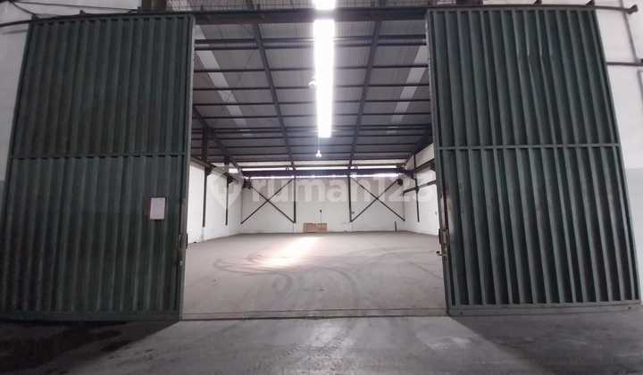 Jurumudi Ready-to-Occupy Warehouse, Ls 428m², Spacious Parking, 40ft Access, Price 325jt/year Jurumudi Ready-to-Occupy Warehouse, Ls 428m², Spacious Parking, 40ft Access, Price 325jt/year