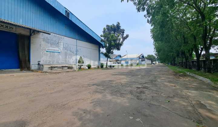 Jatiuwung Warehouse, Industrial Permit, Area 1863, Spacious Parking Price 45k/month