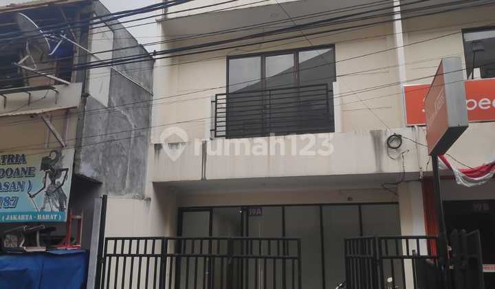 3-Story Shop House in Jelambar - Grogol 2