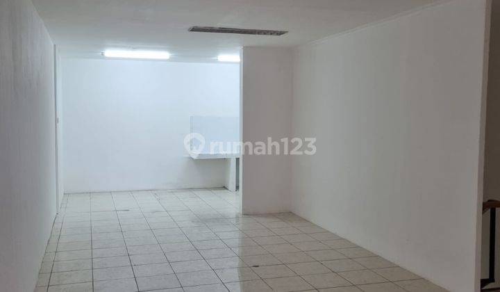 Ruko hadap jalan raya sbrang pasar Puri siap pakai untuk kantor atau usaha Jakarta Barat 2