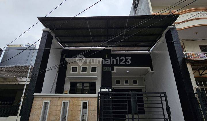 Rumah cantik rapih Muara Karang Jakarta utara 1