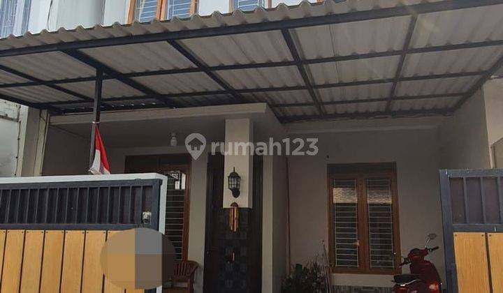 Rumah 2 lantai bagus perbatasan joglo Tangerang 1