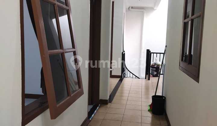 Rumah Kost Kemanggisan Pinggir Jalan Lokasi Bagus 2