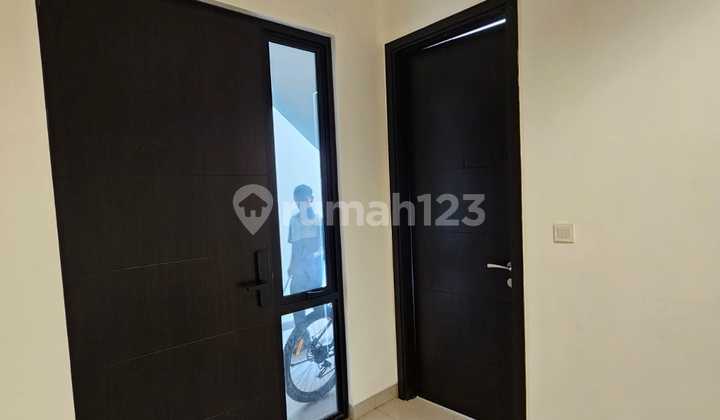 Condo House Semanan Lokasi Dekat Akses Bagus  1