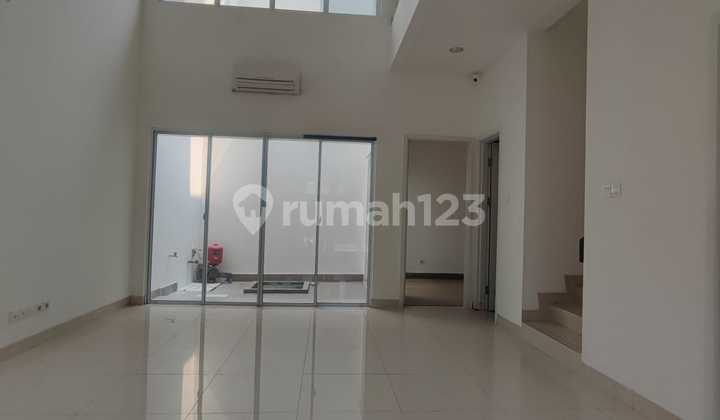 Rumah Mewah Riviera Metland Puri Lokasi Dekat Tol Karang Tengah 2