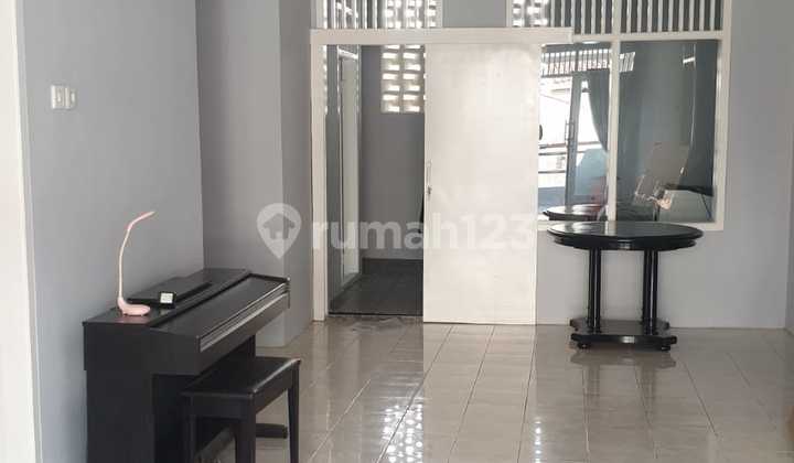 Rumah Komplek Unilever Karang Tengah 2 Lantai 2