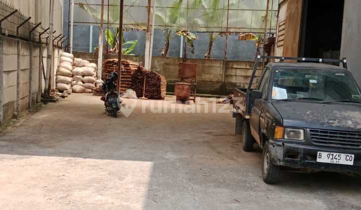 Gudang Bayur 2 Lantai Ful Ada Lift Barang Tangerang