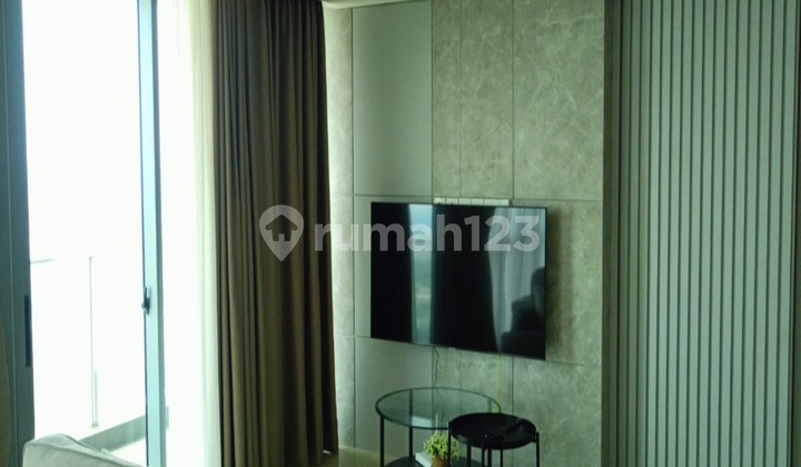 Sewa  Apartement  Tower Hillcrest 3 Kamar Tidur Furnished Bagus 2