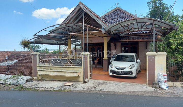 RUMAH BAWEN TANAH LUAS + KOLAM RENANG 5 MENIT KE CIMORY 2