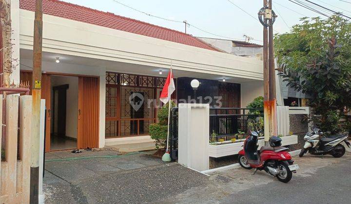 RUMAH TENGAH KOTA SEROJA SIMPANG LIMA SEMARANG  1