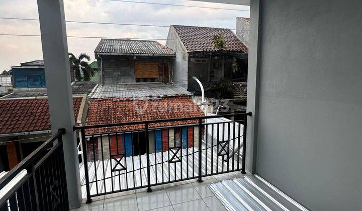 RUMAH 2 LANTAI RASAMALA PERUMNAS BANYUMANIK  2