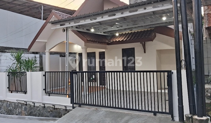 Rumah Cantik Candi Sewu Manyaran Untung Suropati 1