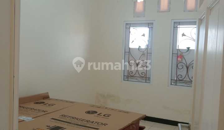 Semi-Furnished Rental House in Mulawarman Undip Cluster, Tembalang 2