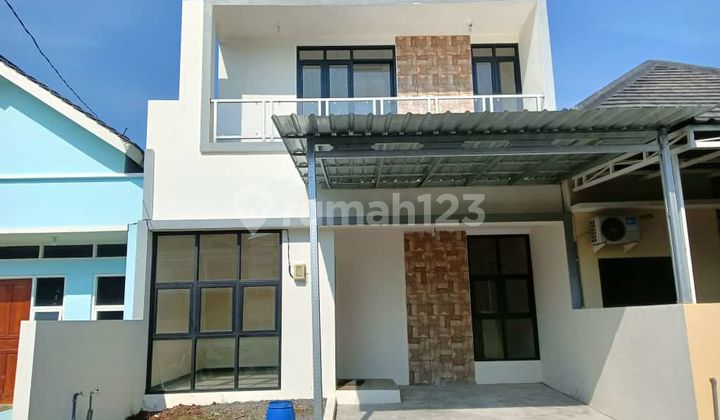 Rumah 2 Lantai Wanamukti Sambiroto Tembalang 1
