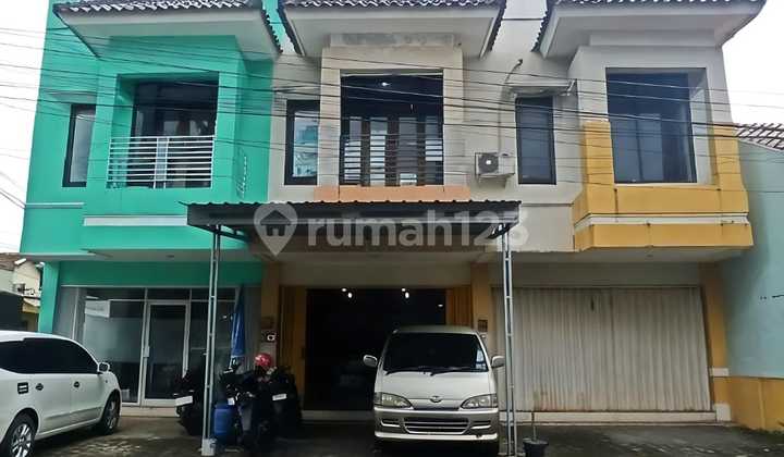 2-Story Shop House in Perumnas Banyumanik 1