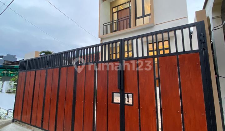 Rumah Baru Siap Huni 2 Lantai Sambiroto Kedungmundu 1