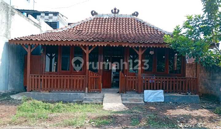 Rumah Clasik Joglo Pedalangan Anyumanik  1