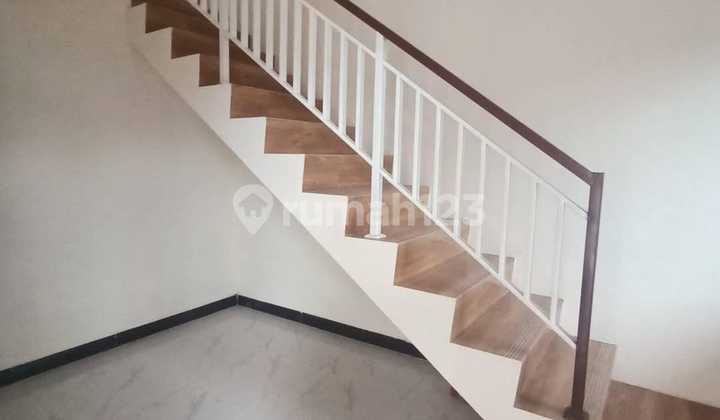 Rumah Baru 2 Lantai Siap Huni Tumpang Gajahmungkur 2