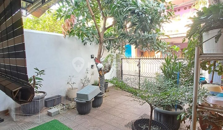 Rumah Siap Huni Mewah Perumahan Pondok Timur Indah Bekasi Onegate 2