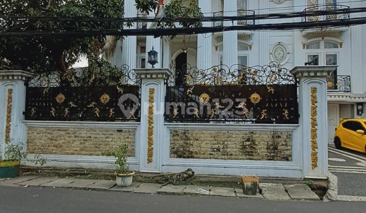 Rumah Mewah Kramat Salemba Senen Swimming Pool Murah Jual Cepat 2
