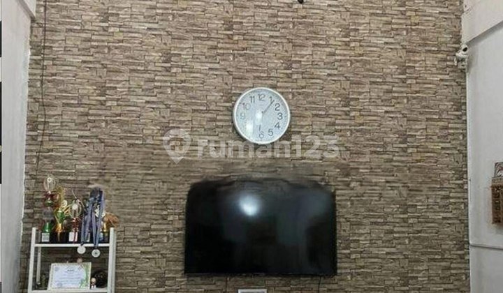 Rumah Tanah Luas Jual Murah di Jatiwaringin Full Furnish Strategis 2