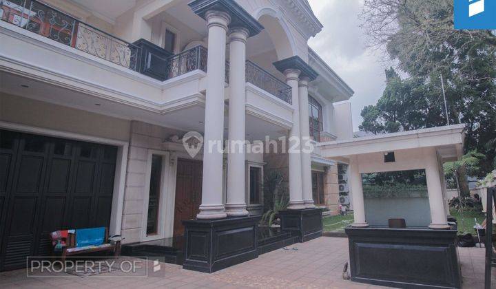 Rumah Mewah 2 Lantai Bagus Semi Furnished SHM di Sarijadi, Bandung 2