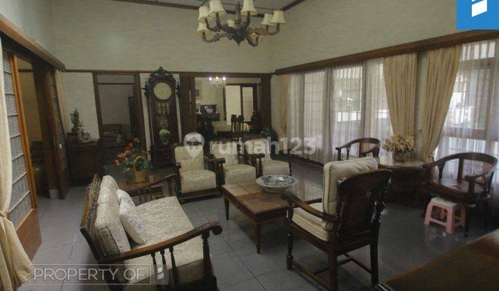 Rumah Bagus Cocok Untuk Cafe Murah di Sayap Riau Bandung 2