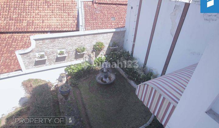 Rumah Villa 2 Lantai Bagus SHM di Sayap Dago, Bandung 26