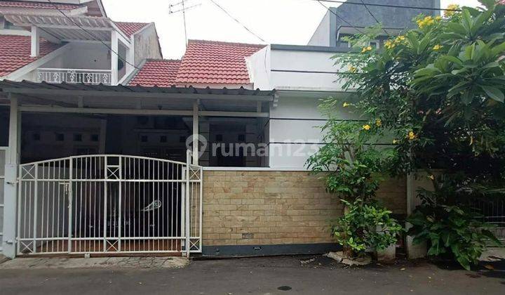 Rumah 1.5 Lantai Di Komplek Elite Taman Galaxy Dekat Taman Gigi 1